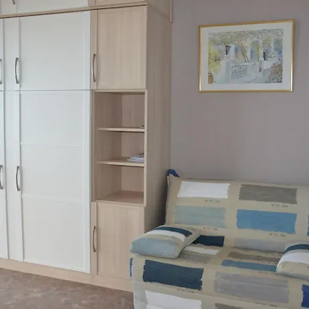 Confortable Face Avec Parking Prive - Fr-1-323-450 *