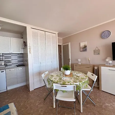 Confortable Face Avec Parking Prive - Fr-1-323-450 Apartamento